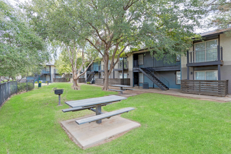 The Enclave photo 12